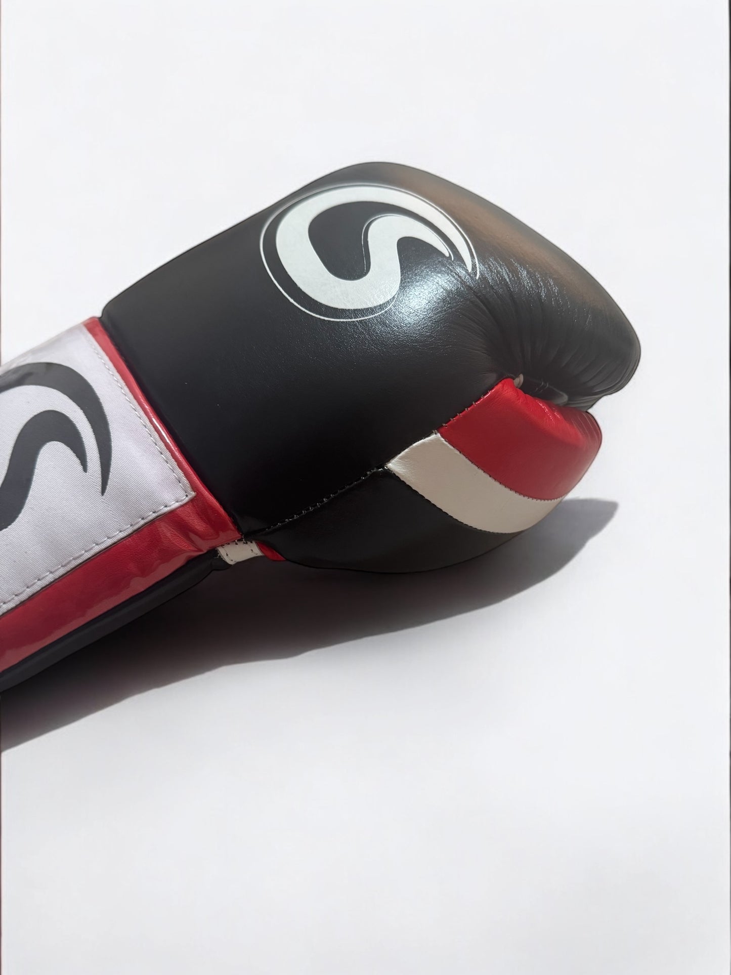 Lace up Fight Glove