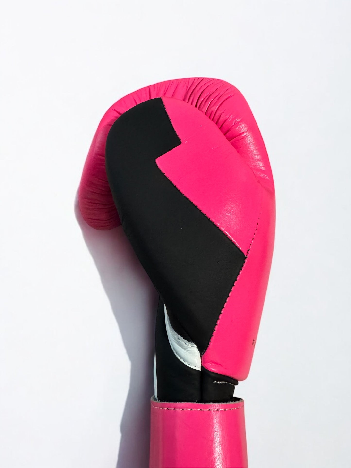 Custom velcro boxing gloves