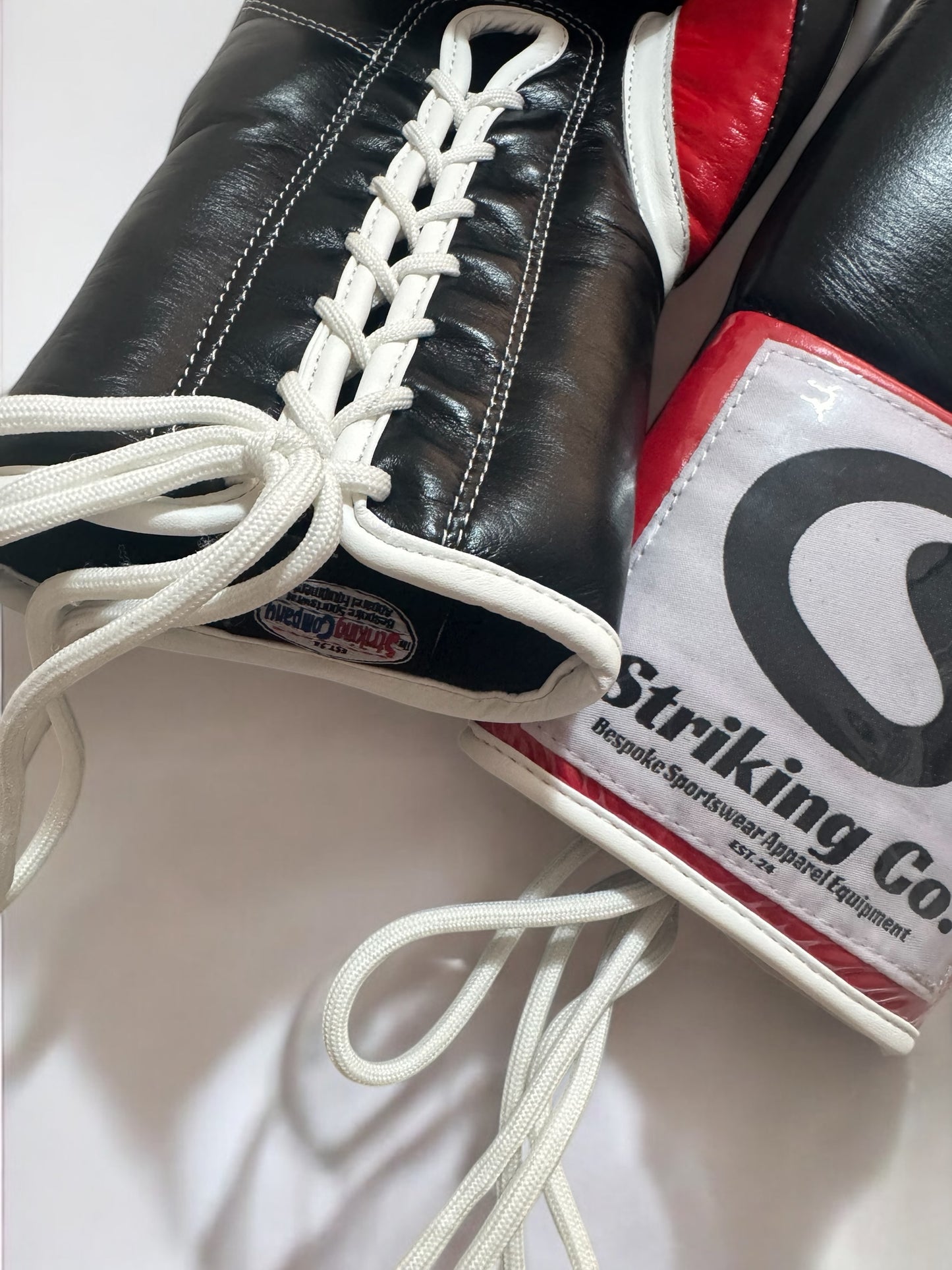Lace up Fight Glove